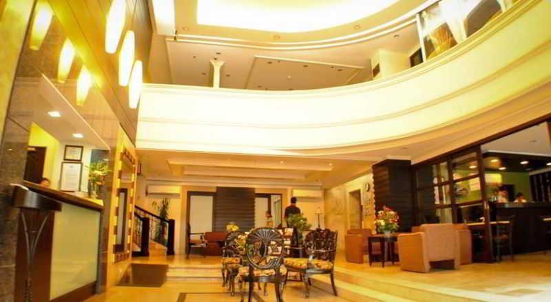 Fersal Hotel Malakas, Quezon City Zewnętrze zdjęcie