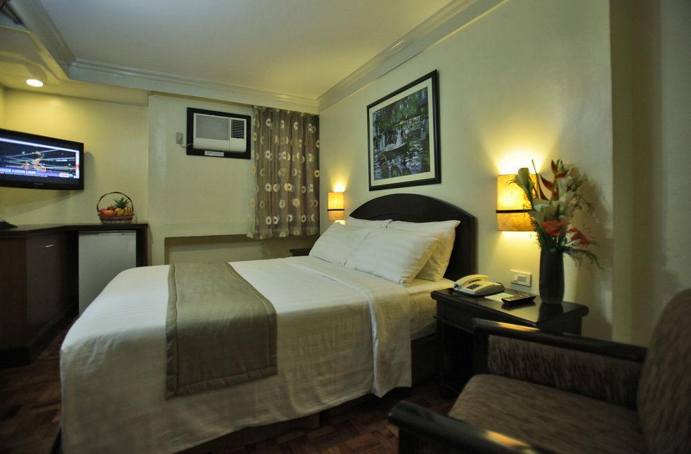 Fersal Hotel Malakas, Quezon City Zewnętrze zdjęcie