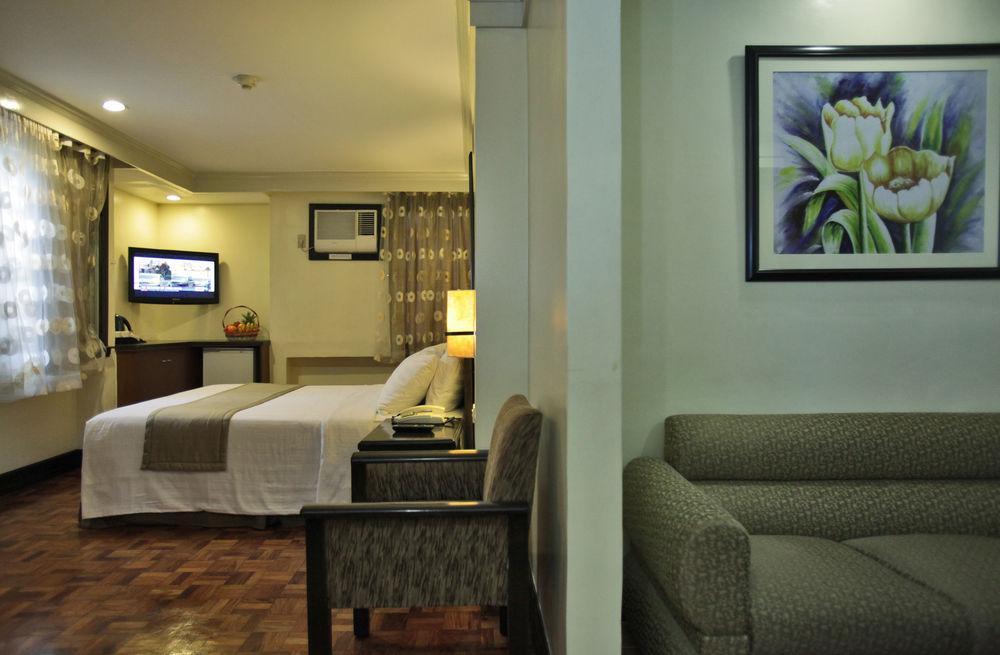 Fersal Hotel Malakas, Quezon City Zewnętrze zdjęcie