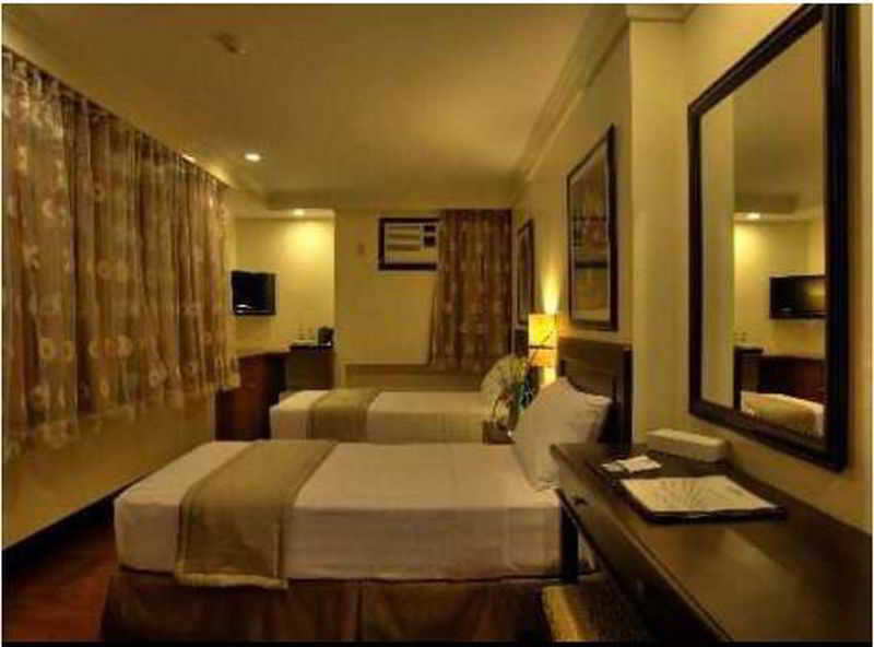 Fersal Hotel Malakas, Quezon City Zewnętrze zdjęcie