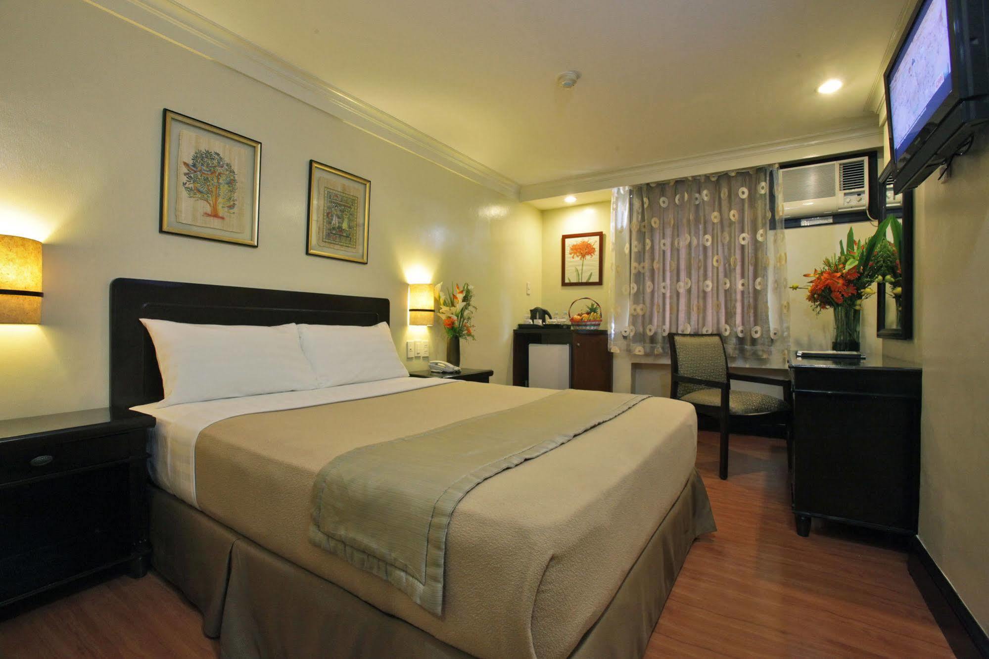 Fersal Hotel Malakas, Quezon City Zewnętrze zdjęcie