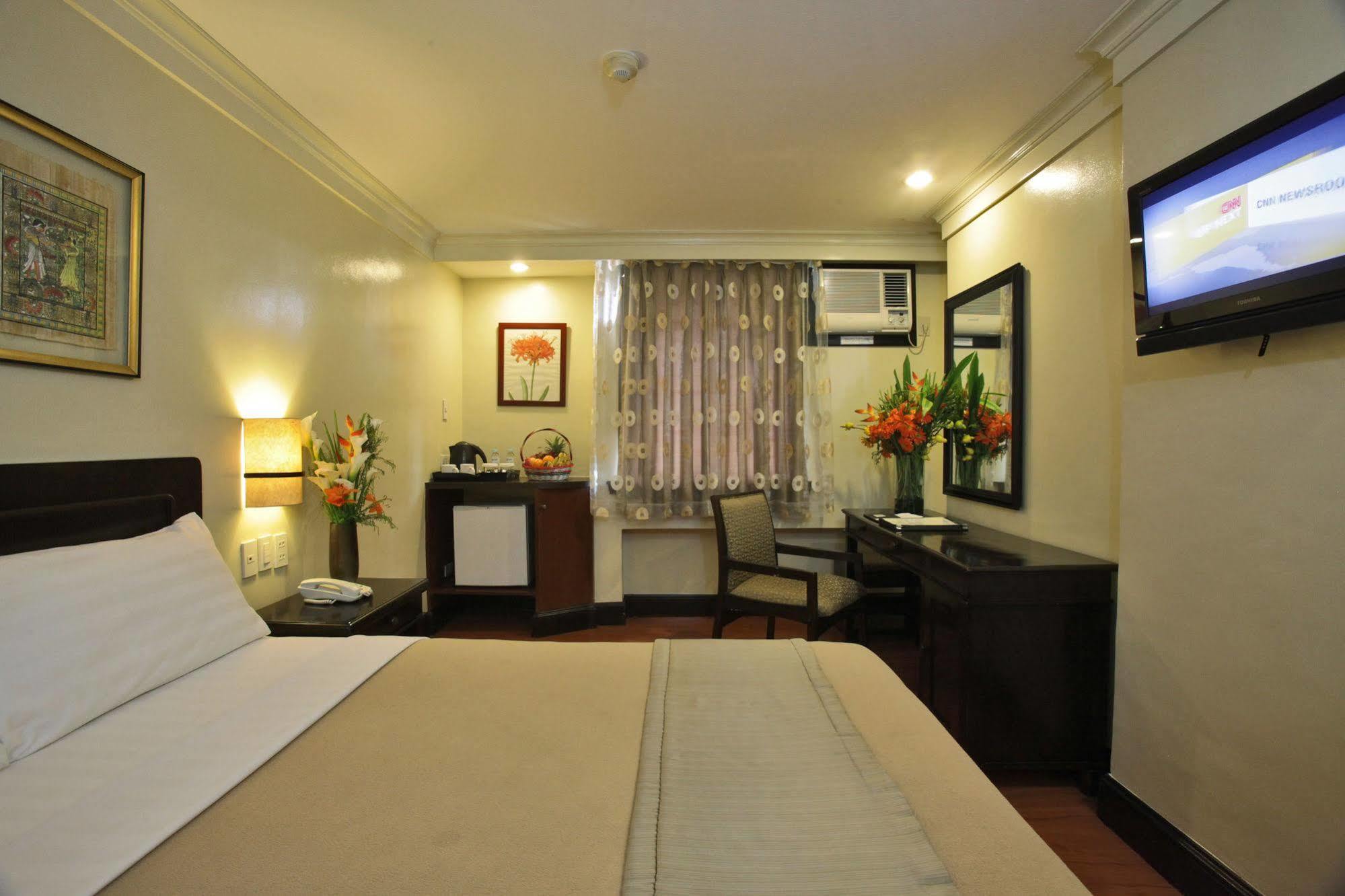 Fersal Hotel Malakas, Quezon City Zewnętrze zdjęcie